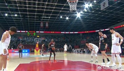 近4战场均轰38分飙中20记三分，深圳小外援史密斯率队连克北京上海|篮板|比赛|男篮|积分榜|CBA_新浪体育_新浪新闻